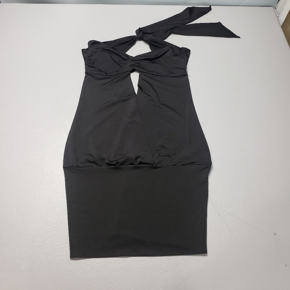 Hi-lense Dresses & Skirts - Hi-lense black halter key hole mini dress women's size small